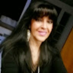 Meet your Posher, Laurie